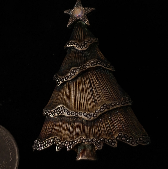 Vintage Christmas Brooch signed lc - Picture 3 of 4